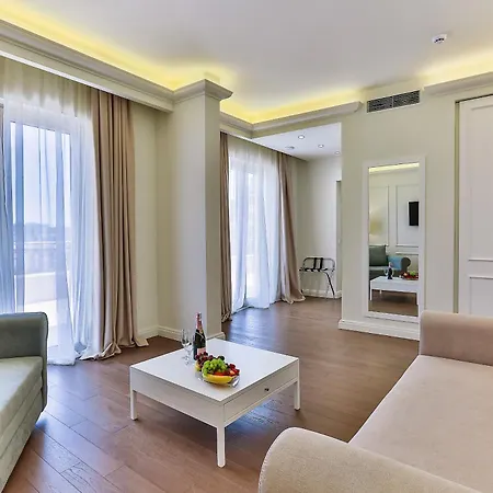 Crown Budva